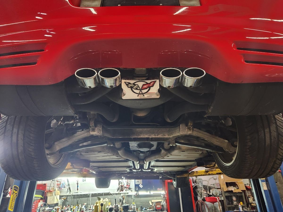 2001 Chevrolet Corvette Coupe - Image 20