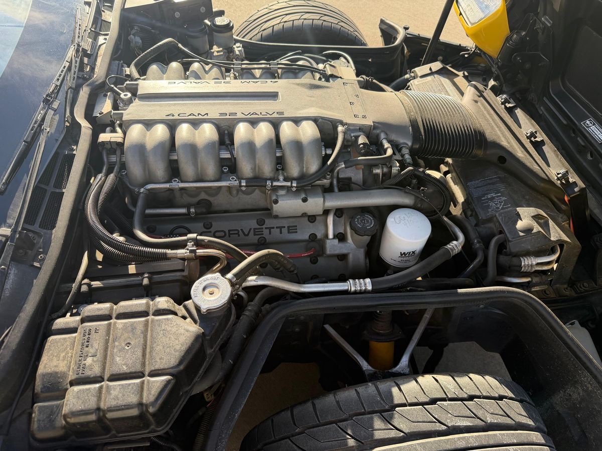 1990 Chevrolet Corvette ZR-1 - Image 29