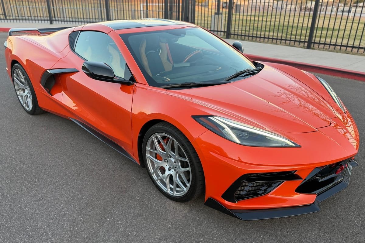 2020 Chevrolet Corvette Stingray Coupe 2LT - Image 4