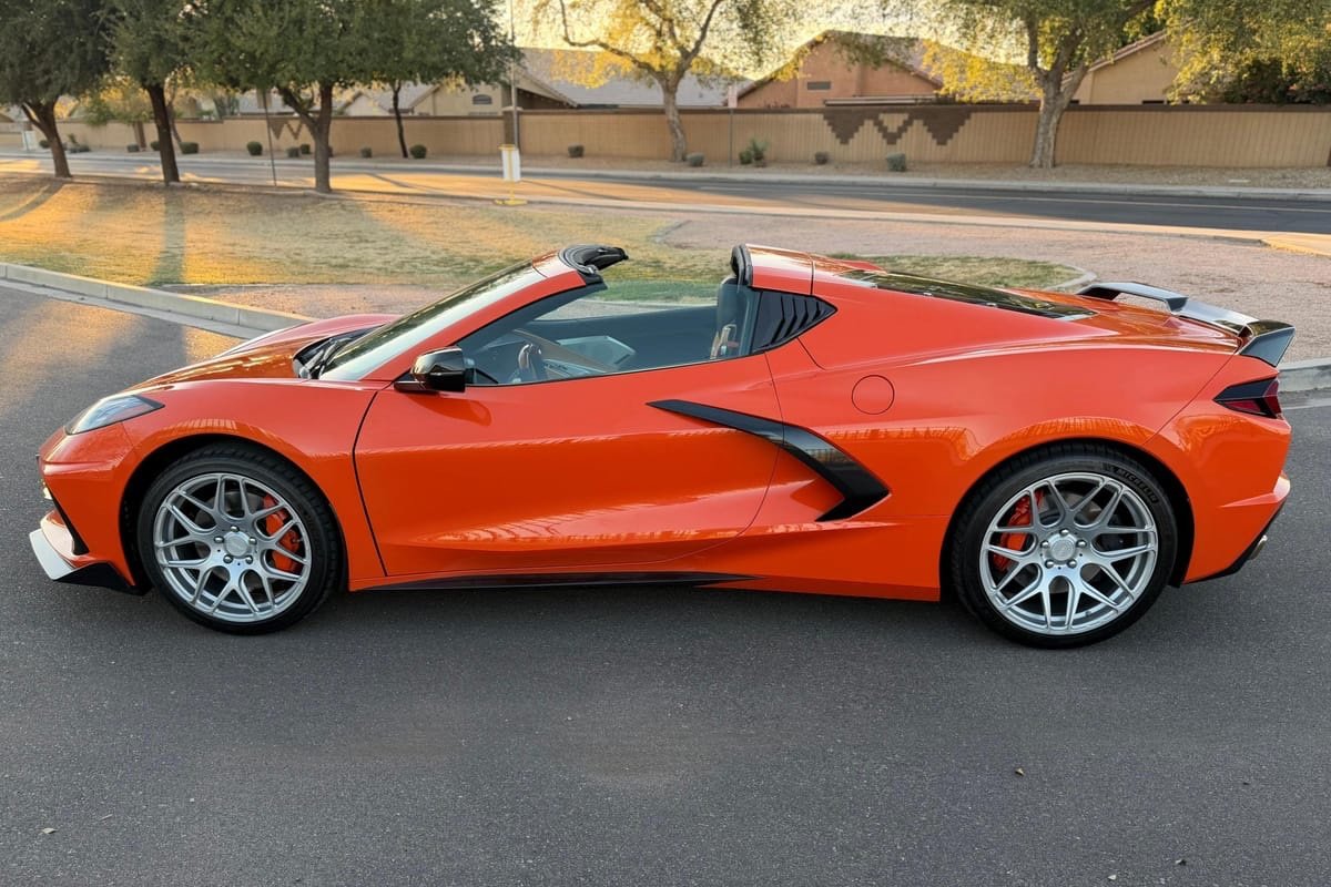 2020 Chevrolet Corvette Stingray Coupe 2LT - Image 5