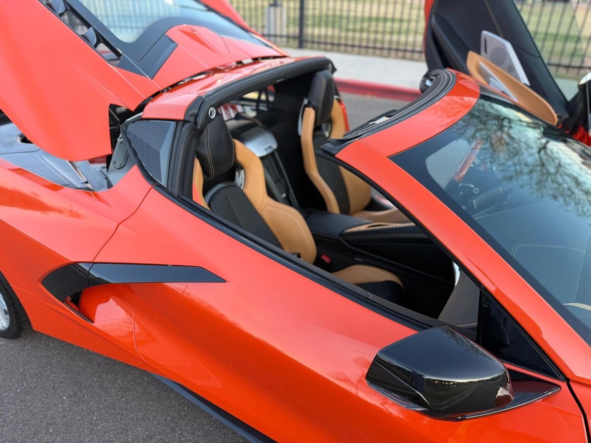 2020 Chevrolet Corvette Stingray Coupe 2LT - Image 8
