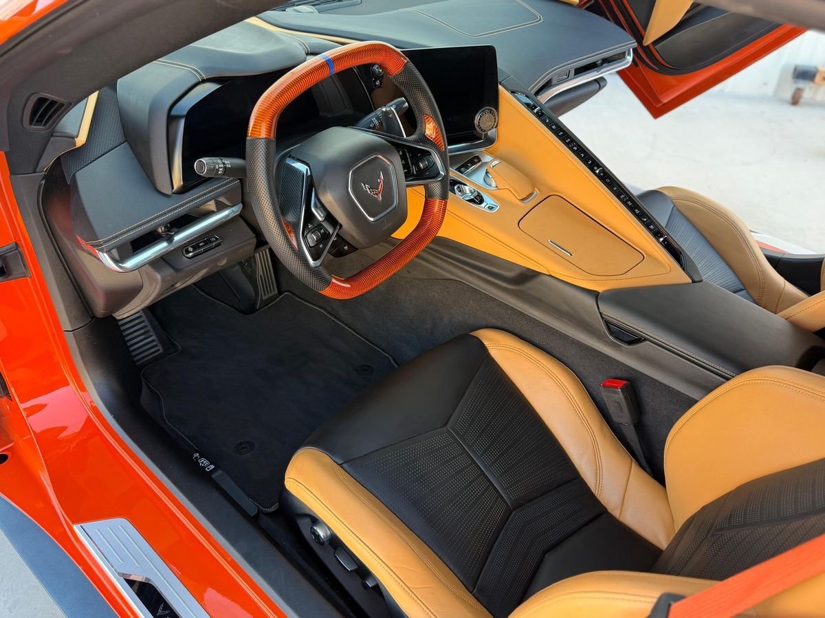 2020 Chevrolet Corvette Stingray Coupe 2LT - Image 11