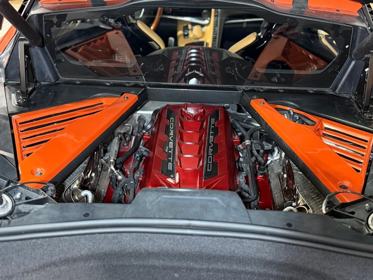 2020 Chevrolet Corvette Stingray Coupe 2LT - Image 16