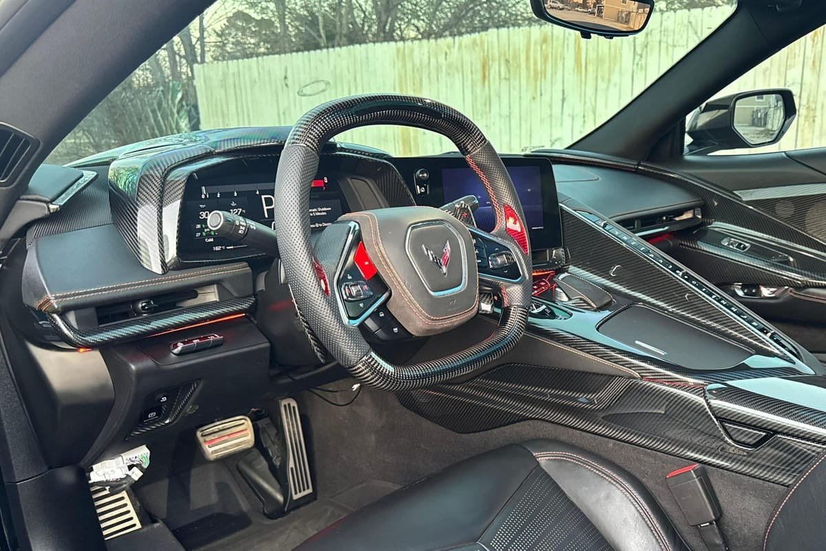 2020 Chevrolet Corvette Stingray Coupe 2LT - Image 9