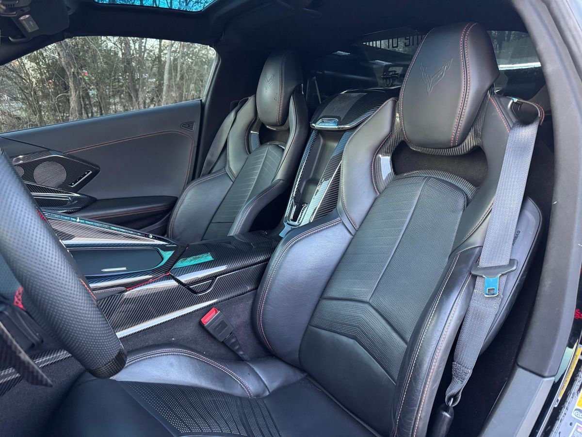 2020 Chevrolet Corvette Stingray Coupe 2LT - Image 14