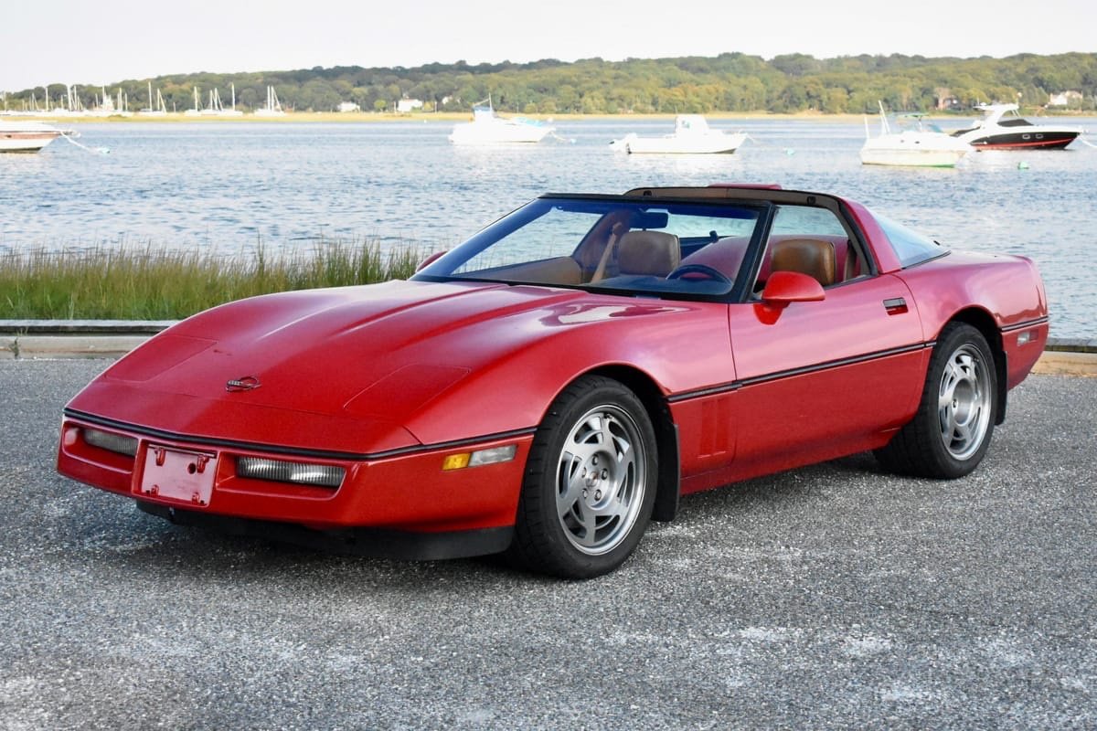 1990 Chevrolet Corvette ZR-1 - Image 4