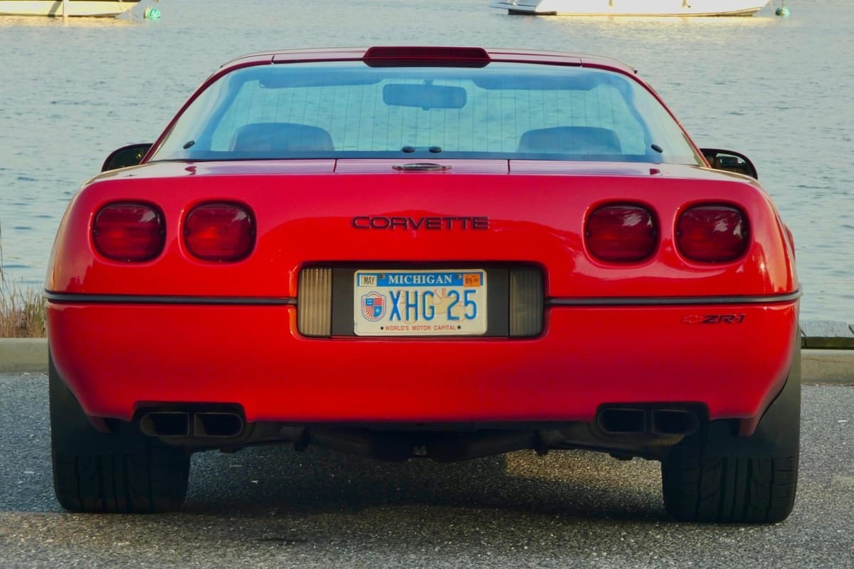 1990 Chevrolet Corvette ZR-1 - Image 7