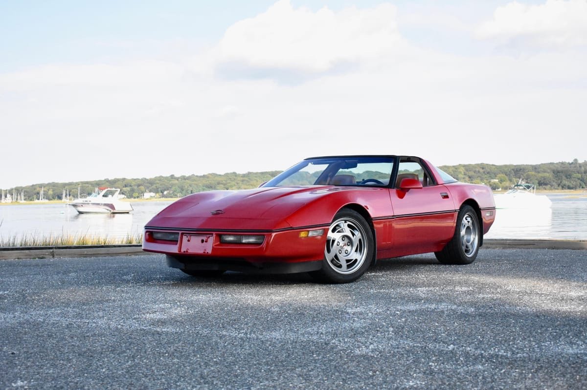 1990 Chevrolet Corvette ZR-1 - Image 11