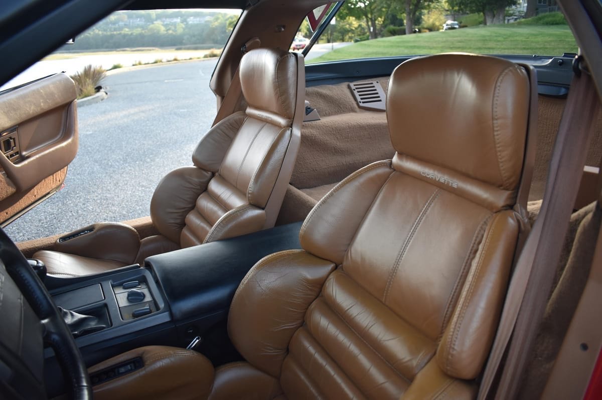 1990 Chevrolet Corvette ZR-1 - Image 16
