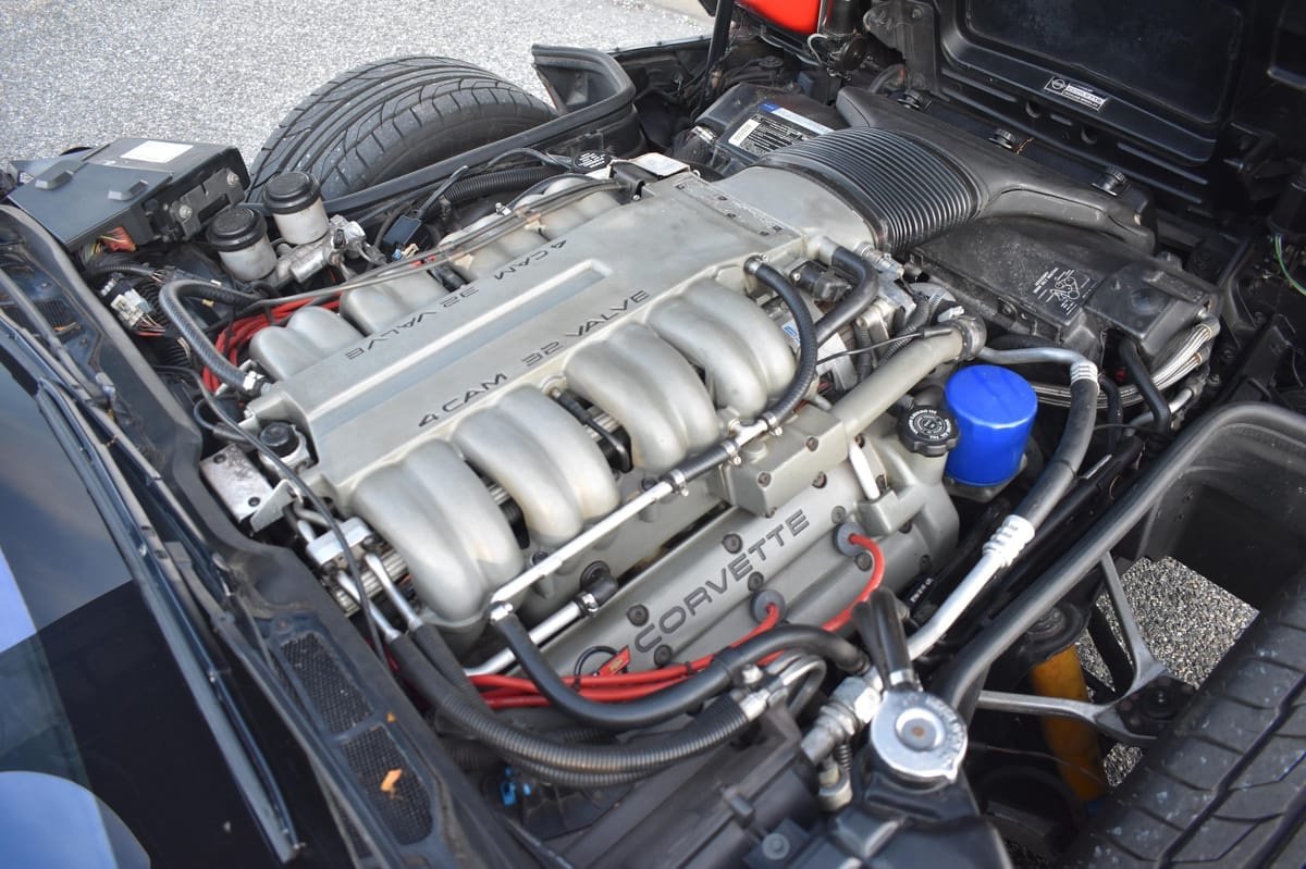 1990 Chevrolet Corvette ZR-1 - Image 26