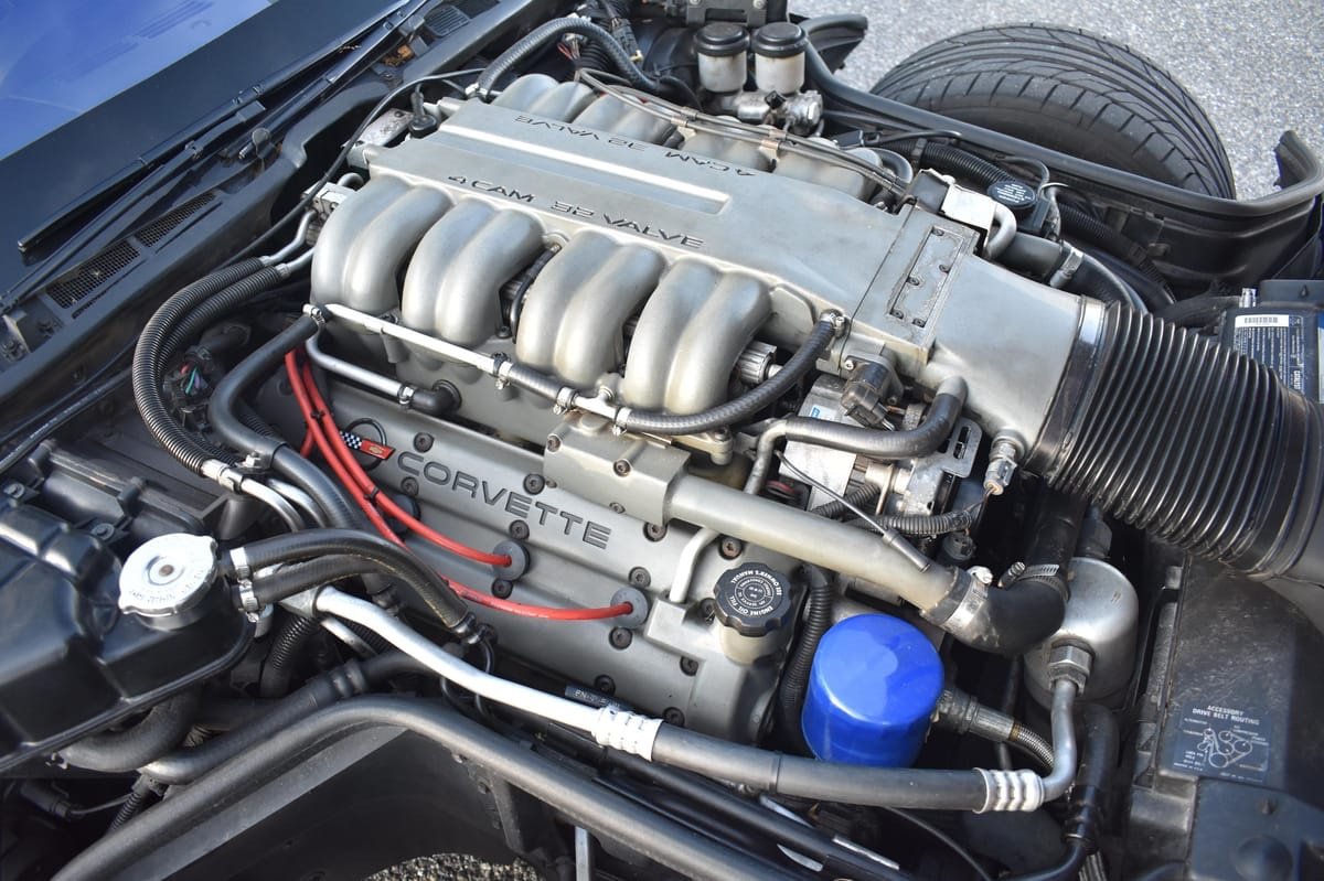 1990 Chevrolet Corvette ZR-1 - Image 27