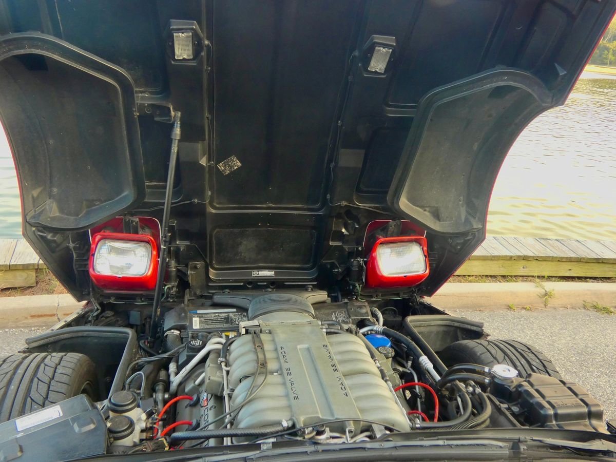 1990 Chevrolet Corvette ZR-1 - Image 32