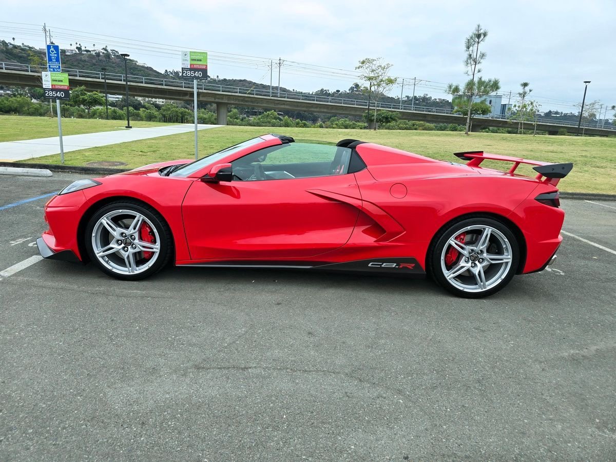 2021 Chevrolet Corvette Stingray Convertible 3LT - Image 8