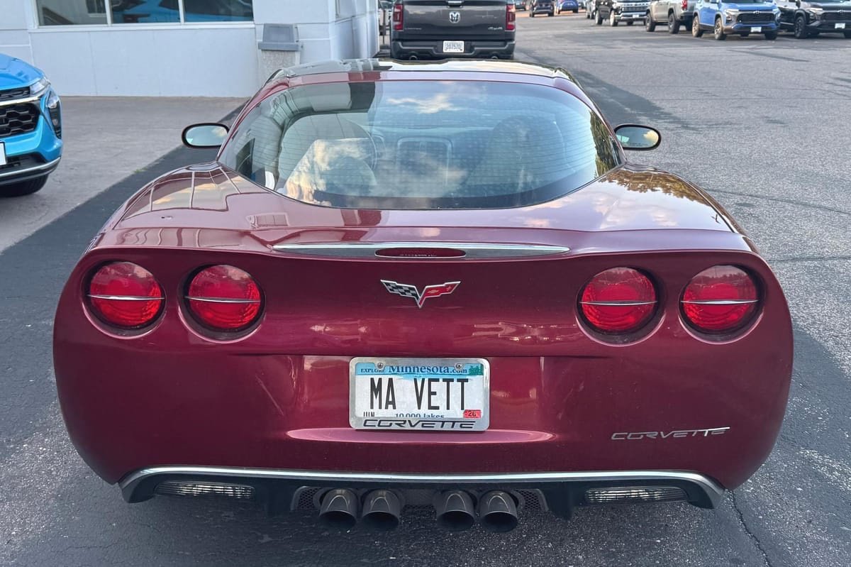2007 Chevrolet Corvette Coupe - Image 17