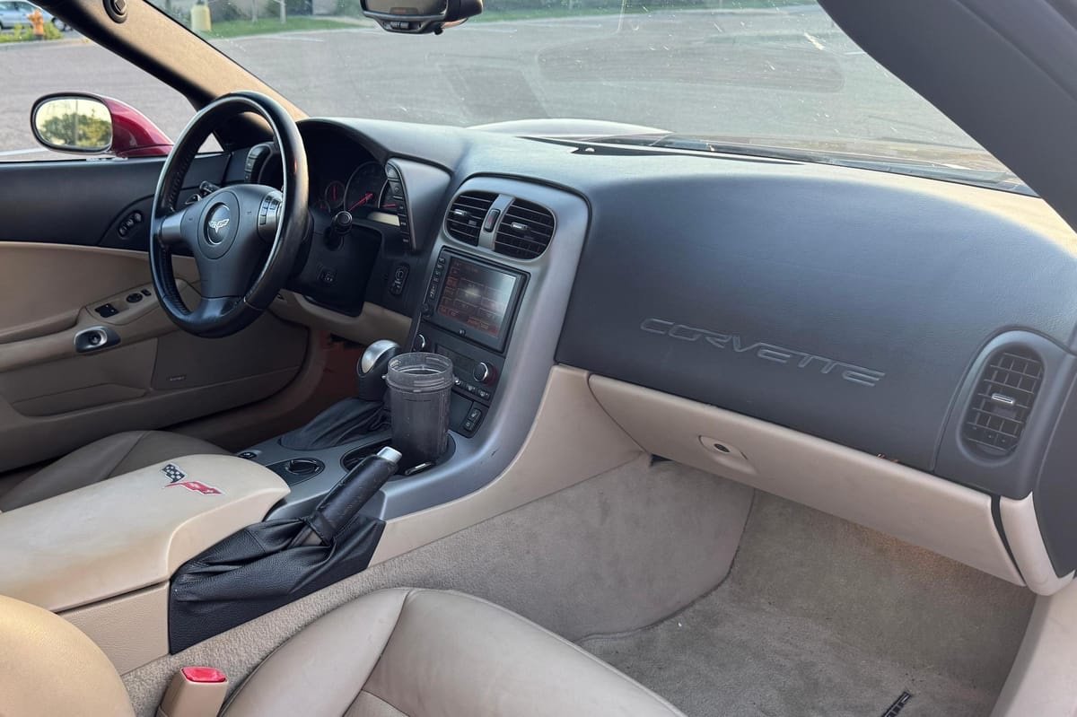 2007 Chevrolet Corvette Coupe - Image 27