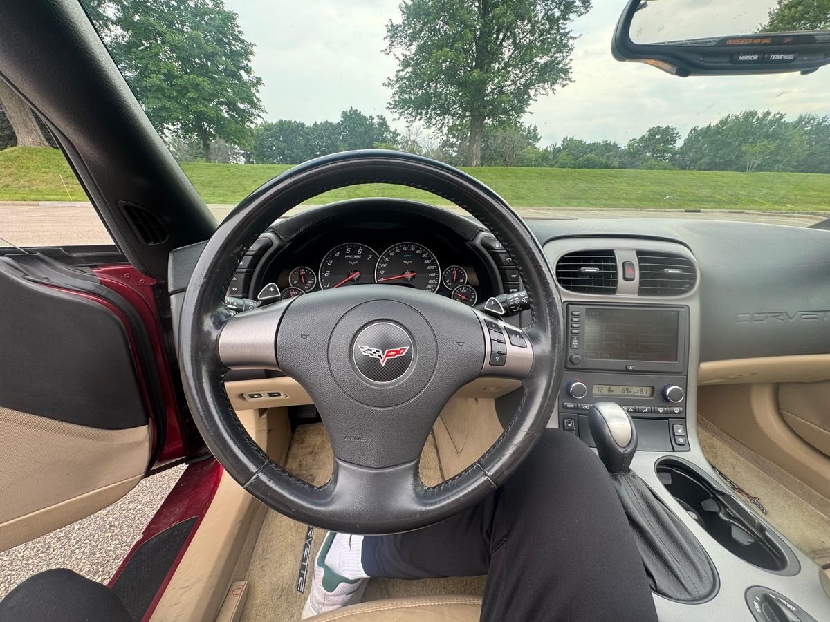 2007 Chevrolet Corvette Coupe - Image 11