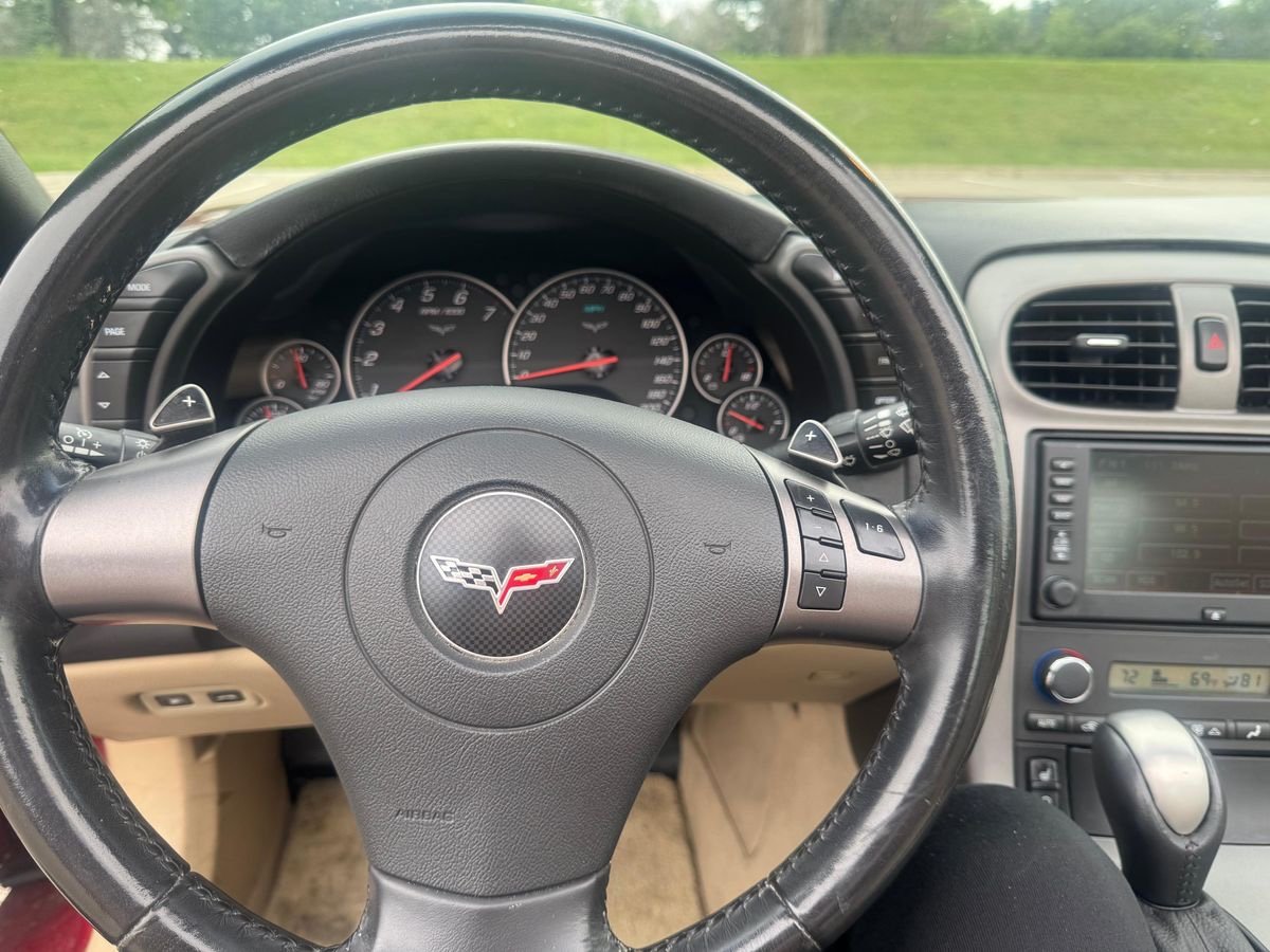 2007 Chevrolet Corvette Coupe - Image 9