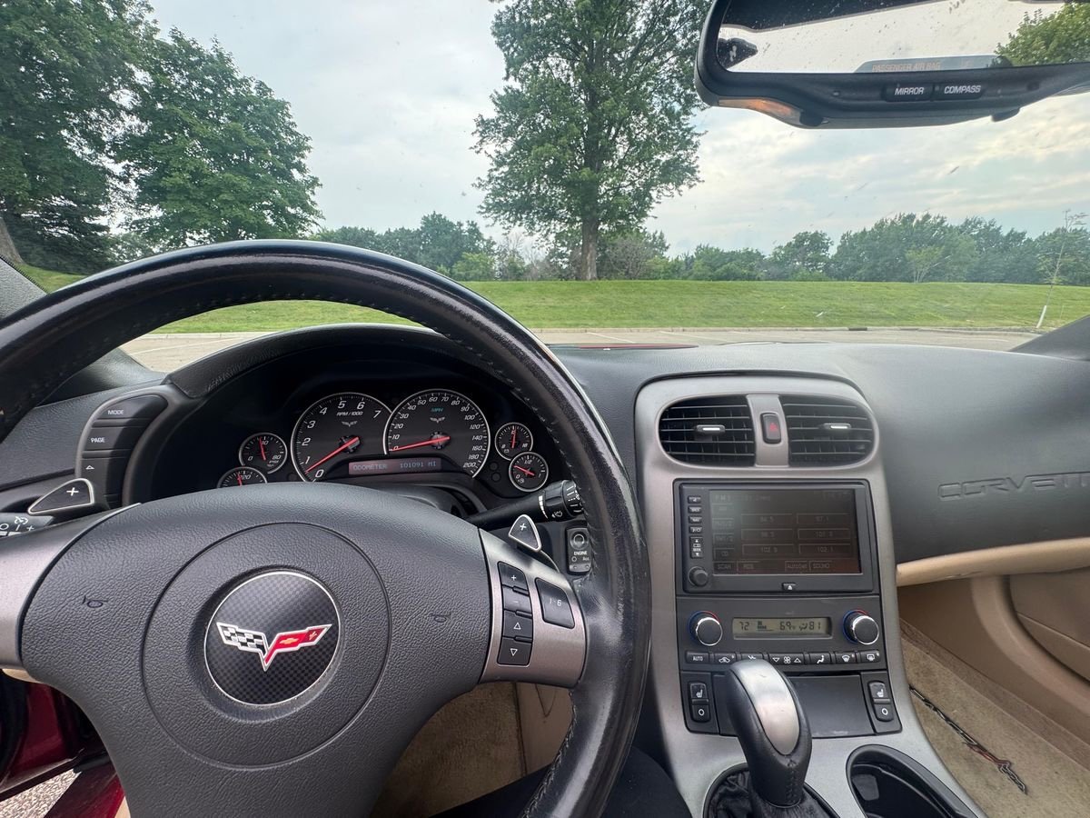 2007 Chevrolet Corvette Coupe - Image 8