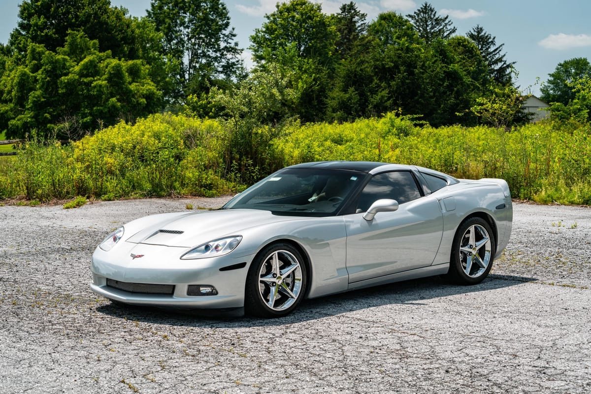 2013 Chevrolet Corvette Coupe - Image 11