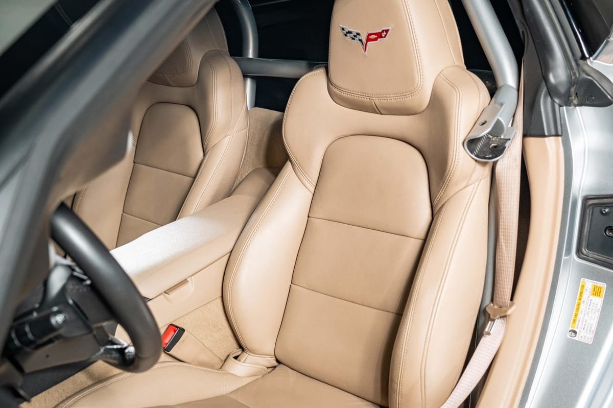 2013 Chevrolet Corvette Coupe - Image 14