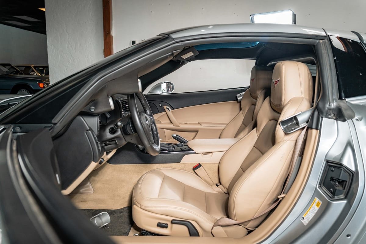 2013 Chevrolet Corvette Coupe - Image 18